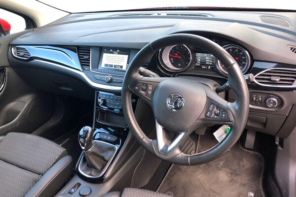 Used Vauxhall Astra 2019 for sale - 76115046: Photo 3