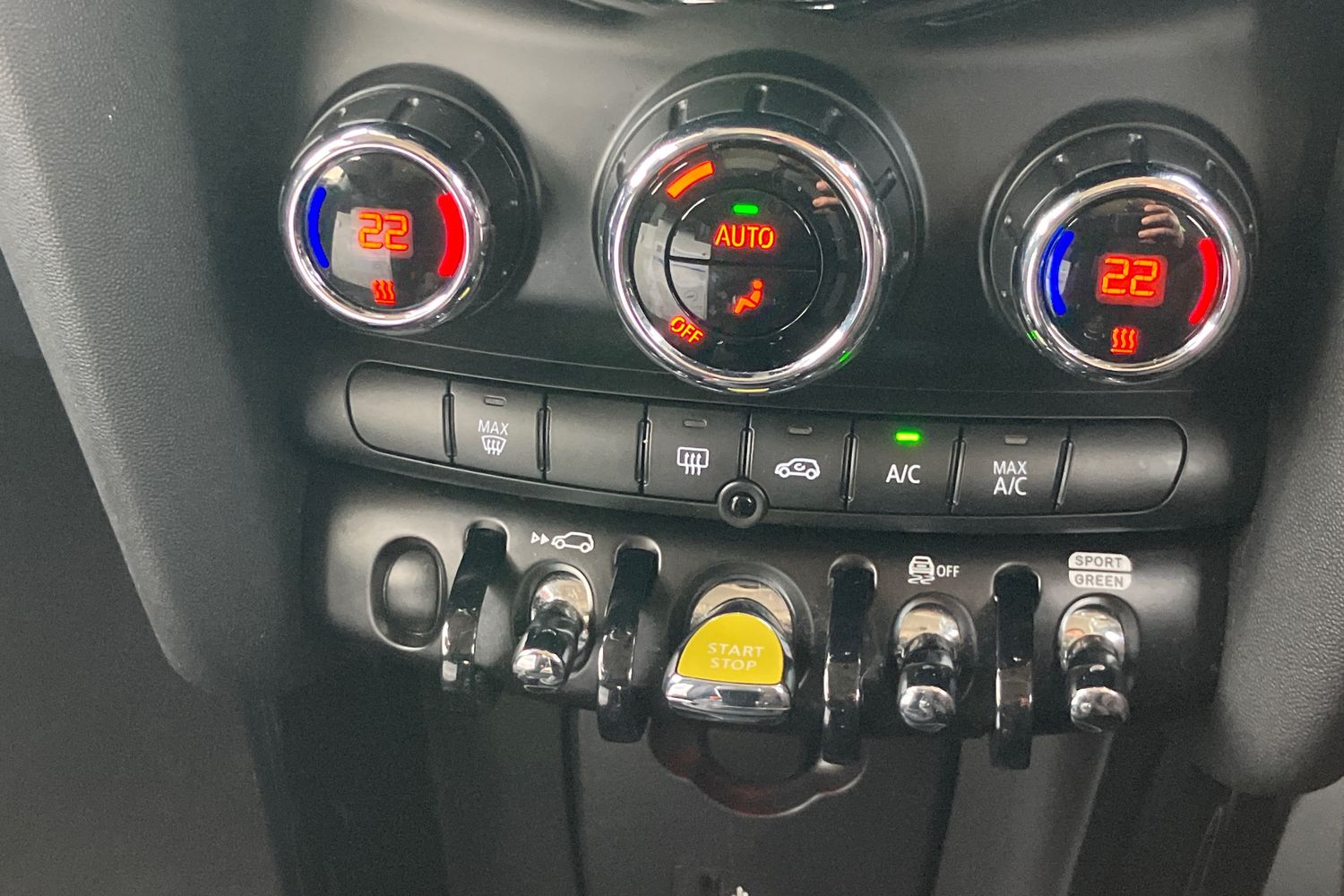 Used MINI Hatch 2022 for sale - 76629824: Photo 13