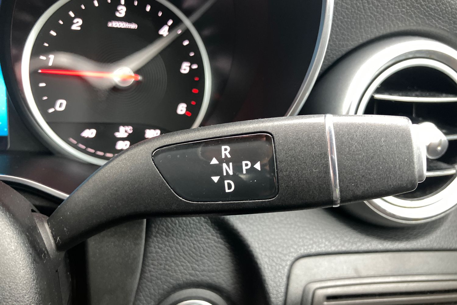 Used Mercedes-Benz GLC 2021 for sale - 77233376: Photo 14