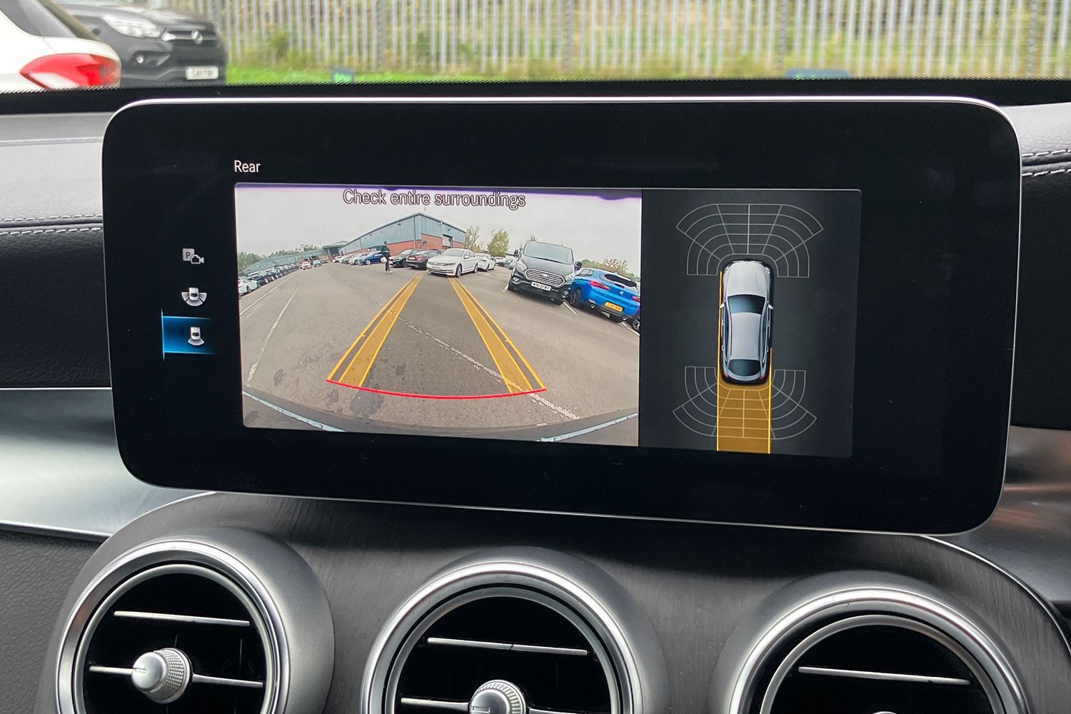 Used Mercedes-Benz GLC 2021 for sale - 77233376: Photo 8