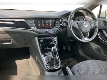 Used Vauxhall Astra 2017 for sale - 75504339: Photo