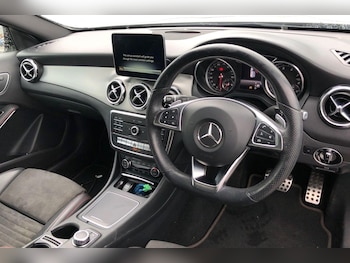 Used Mercedes-Benz GLA 2018 for sale - 78829291: Photo