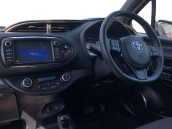 Used Toyota Yaris 2020 for sale - 74164045: Photo
