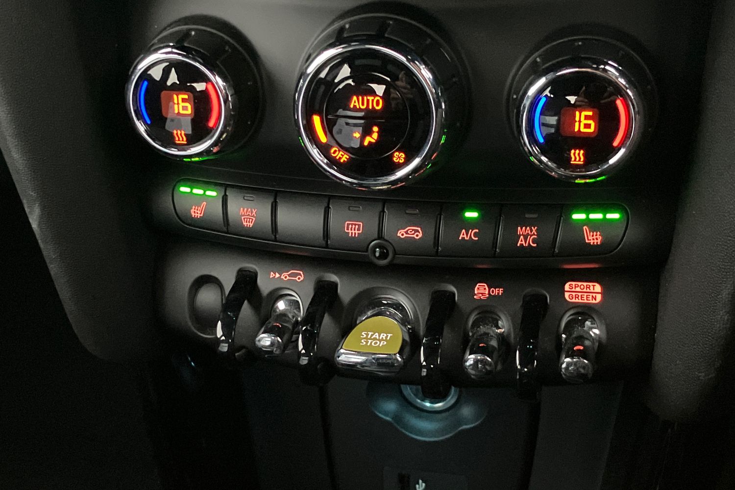 Used MINI Hatch 2022 for sale - 76739457: Photo 12