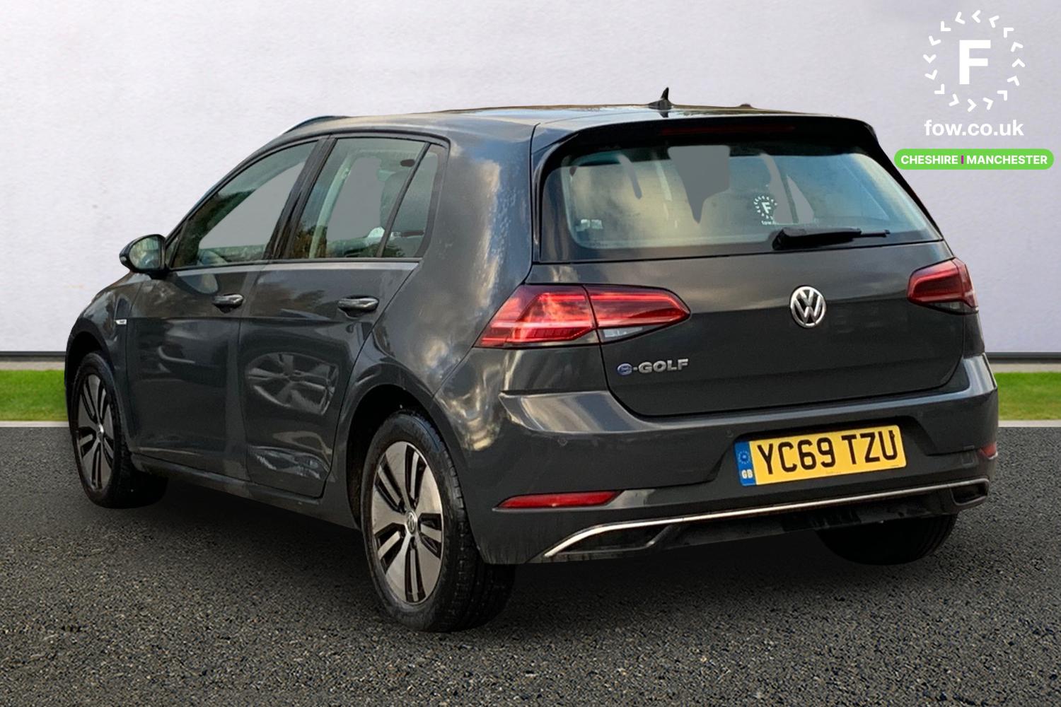 Used Volkswagen Golf 2019 for sale - 76685694: Photo 2
