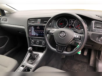 Used Volkswagen Golf 2018 for sale - 76218586: Photo 3