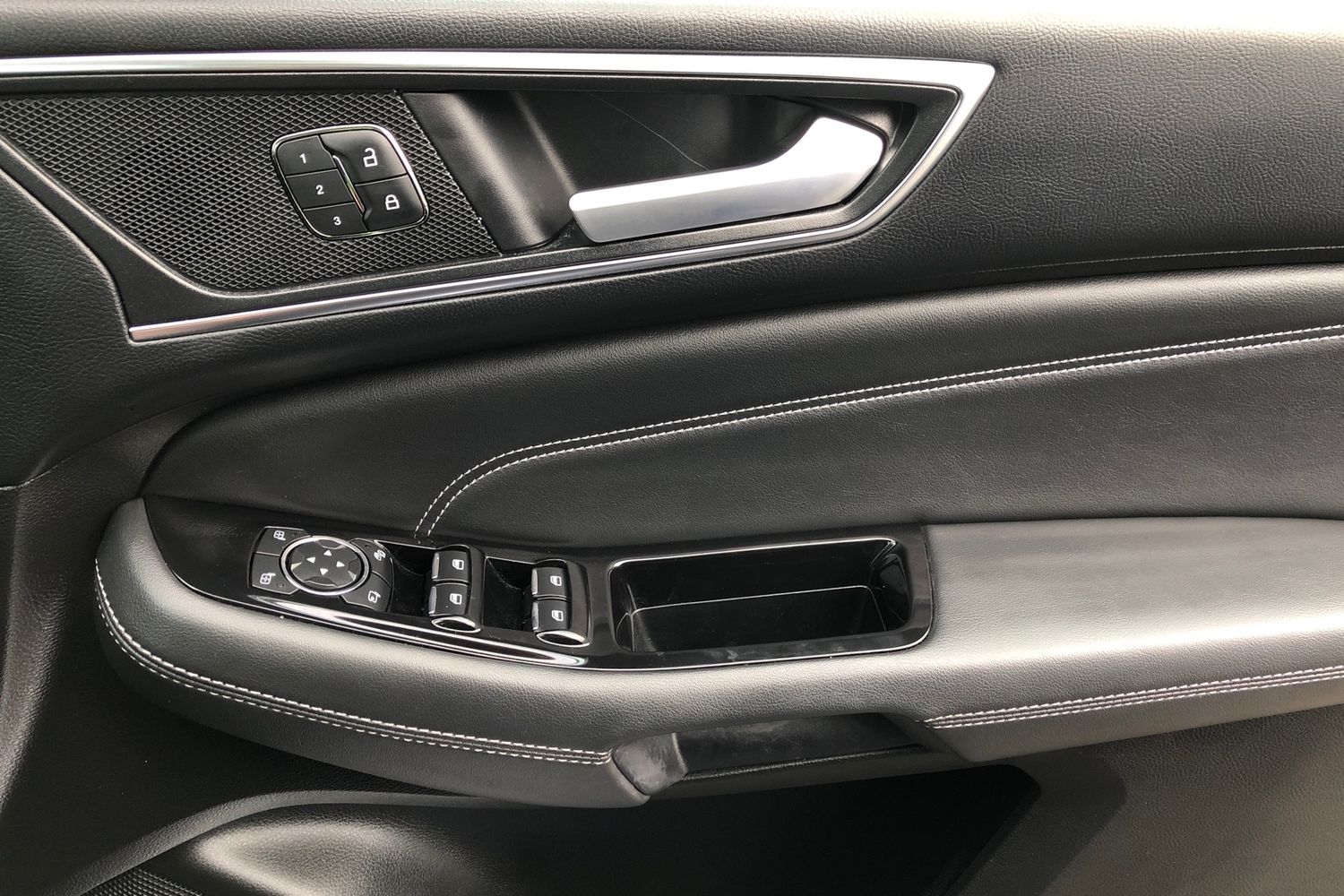 Used Ford Galaxy 2017 for sale - 76789767: Photo 20