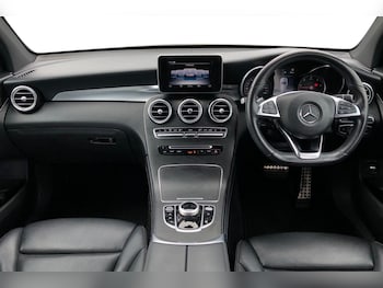 Used Mercedes-Benz GLC 2019 for sale - 75329726: Photo