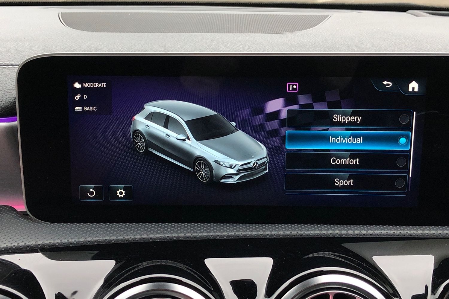 Used Mercedes-Benz A-Class 2019 for sale - 77303079: Photo 13