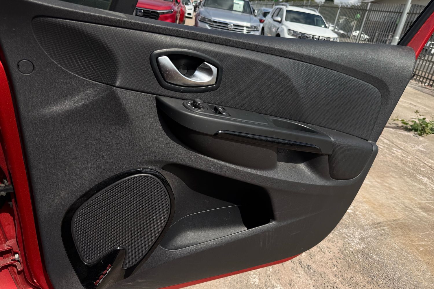 Used Renault Clio 2016 for sale - 75983473: Photo 12