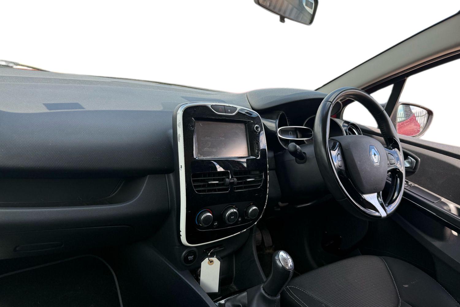 Used Renault Clio 2016 for sale - 75983473: Photo 4