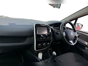 Used Renault Clio 2016 for sale - 75983473: Photo 4