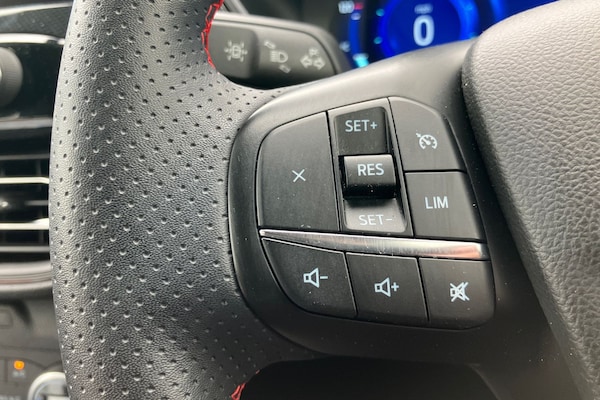 Used Ford Kuga 2022 for sale - 76047520: Photo 13