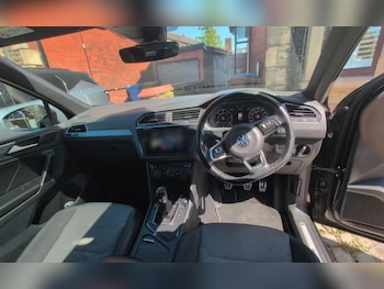 Used Volkswagen Tiguan 2018 for sale - 78852199: Photo