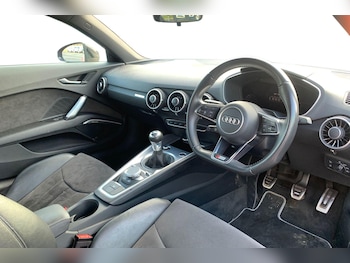 Used Audi TT 2017 for sale - 76480886: Photo