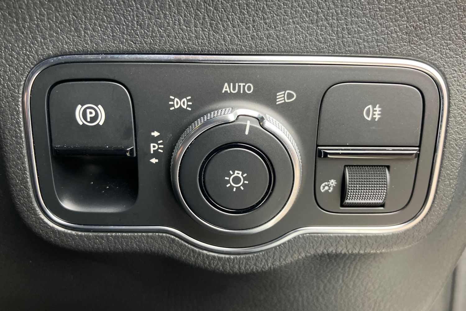 Used Mercedes-Benz B Class 2020 for sale - 77886390: Photo 19