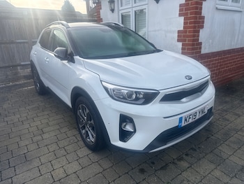 Used Kia Stonic 2019 for sale - 77963318: Photo