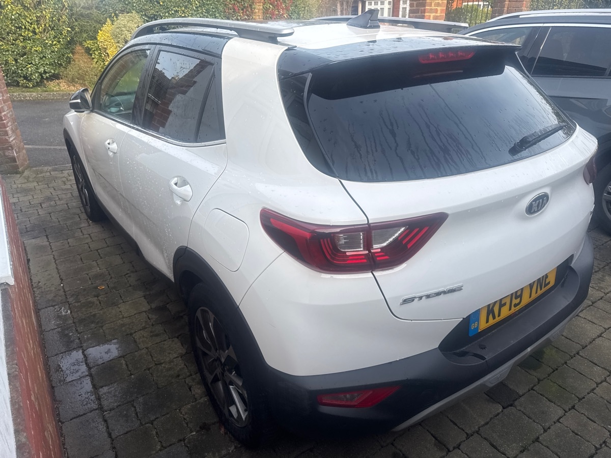 Used Kia Stonic 2019 for sale - 77963318: Photo 2