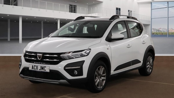 Used Dacia Sandero Stepway 2021 for sale - 76224597: Photo 2
