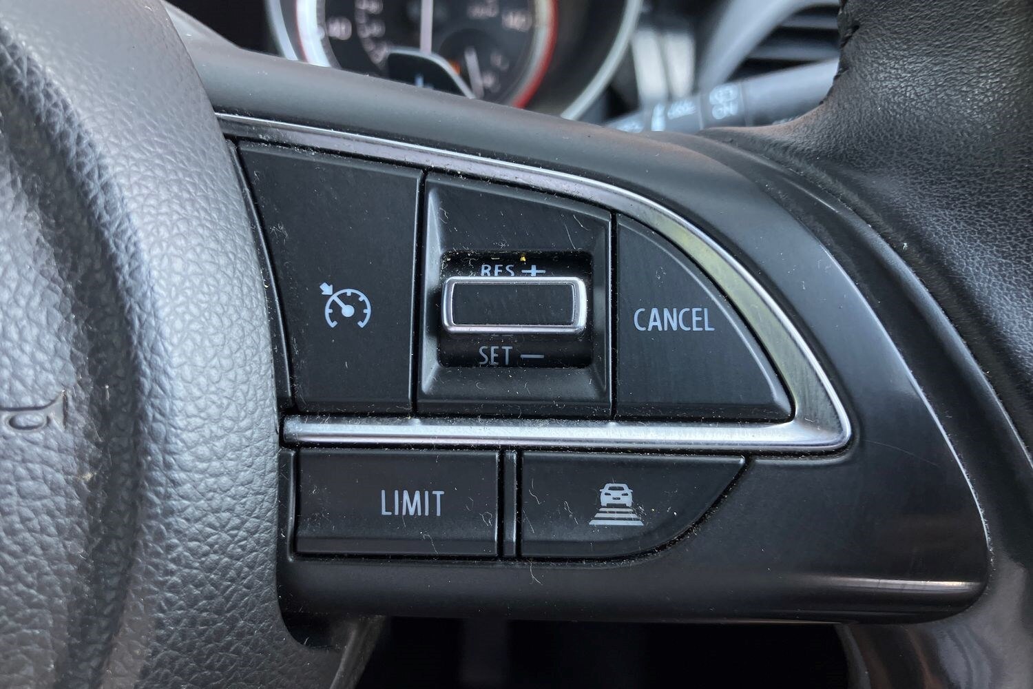 2018 Suzuki Swift 1.0 Boosterjet SZ5 5dr Auto Hatchback Petrol Automatic - Picture 11 of 24
