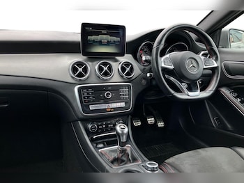 Used Mercedes-Benz GLA 2017 for sale - 78756218: Photo