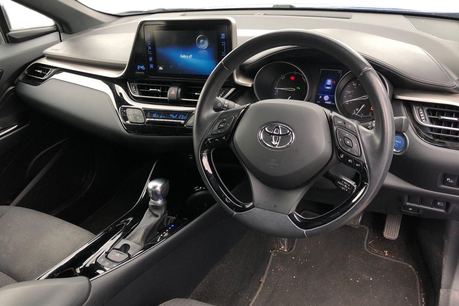 Used Toyota C-HR 2019 for sale - 78001735: Photo 3