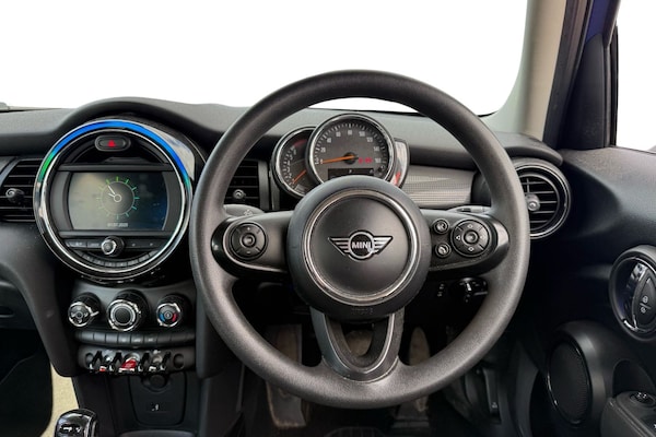 Used MINI Hatch 2019 for sale - 76236786: Photo 5