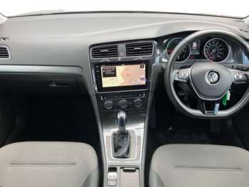 Used Volkswagen Golf 2017 for sale - 73696435: Photo