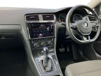 Used Volkswagen Golf 2017 for sale - 73696435: Photo