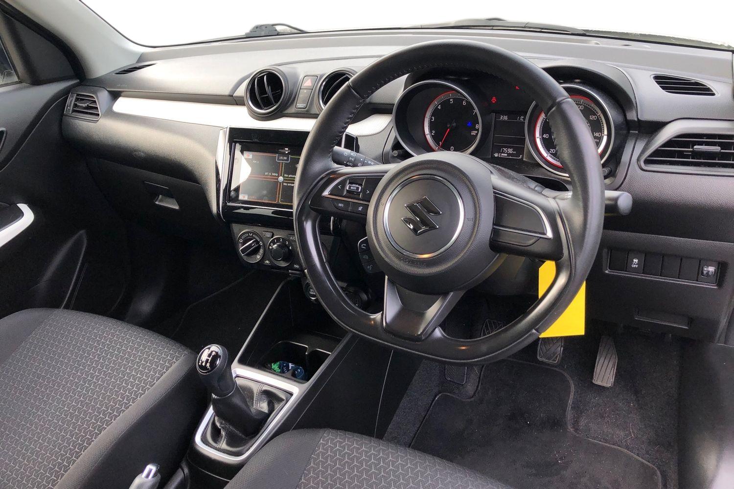 Used Suzuki Swift 2020 for sale - 77692245: Photo 3