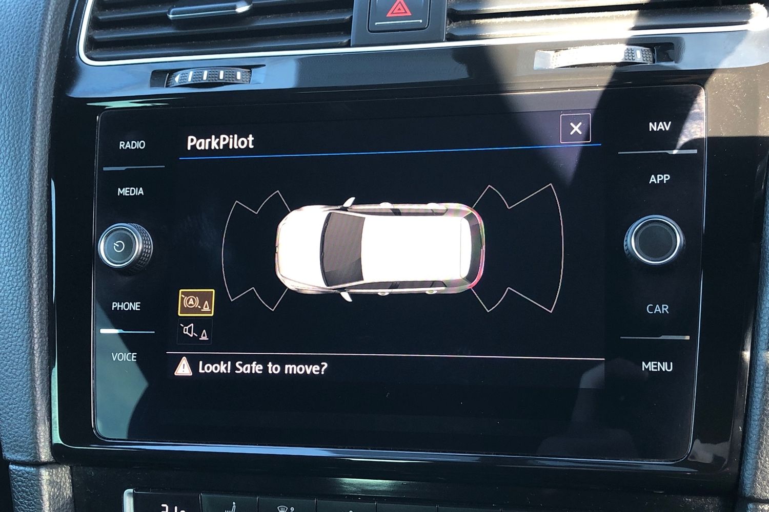 Used Volkswagen Golf 2018 for sale - 77862835: Photo 12