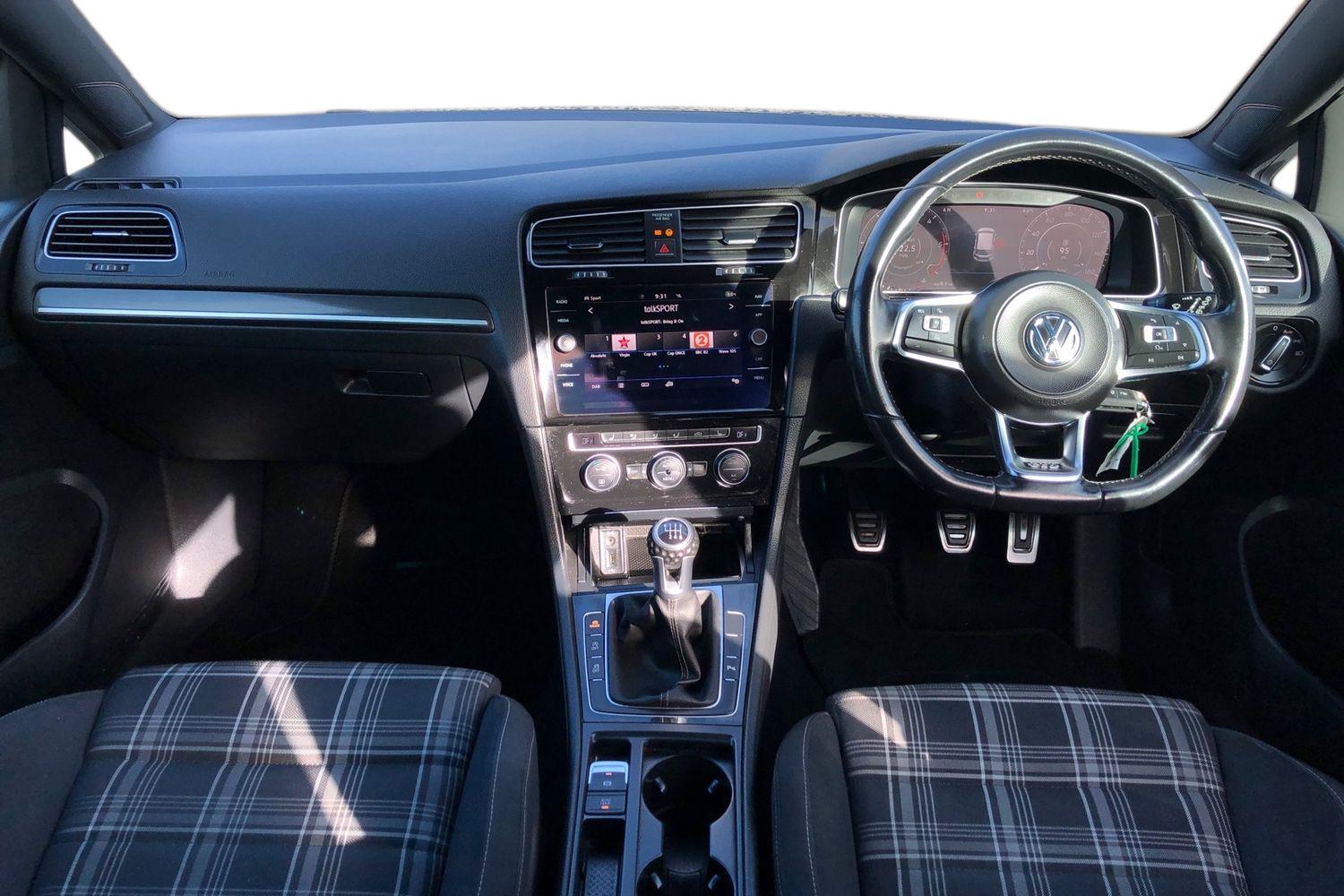 Used Volkswagen Golf 2018 for sale - 77862835: Photo 3