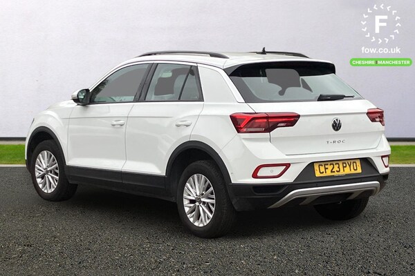 Used Volkswagen T-Roc 2023 for sale - 76197632: Photo 2
