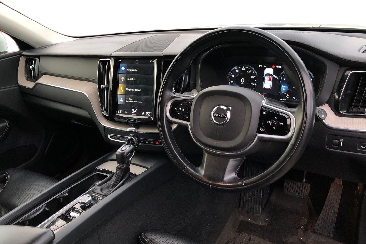 Used Volvo XC60 2018 for sale - 77514694: Photo 3