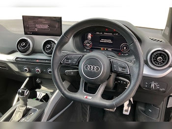 Used Audi Q2 2021 for sale - 75730352: Photo