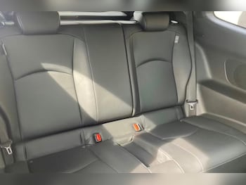 Used Toyota Yaris 2021 for sale - 78746263: Photo