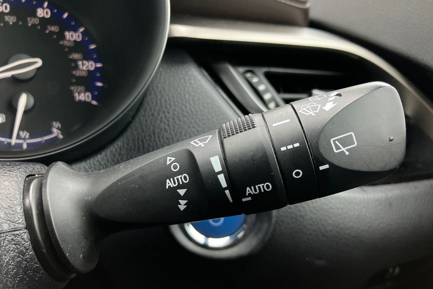 Used Toyota C-HR 2018 for sale - 77327341: Photo 20