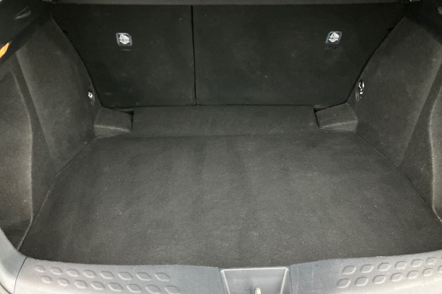 Used Toyota C-HR 2018 for sale - 77327341: Photo 26