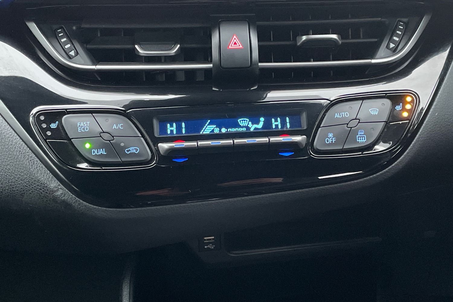 Used Toyota C-HR 2020 for sale - 77527750: Photo 13