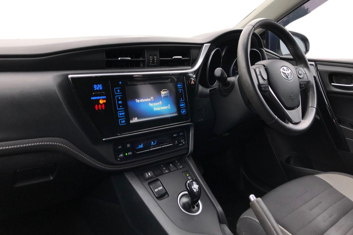 Used Toyota Auris 2017 for sale - 76836279: Photo 4