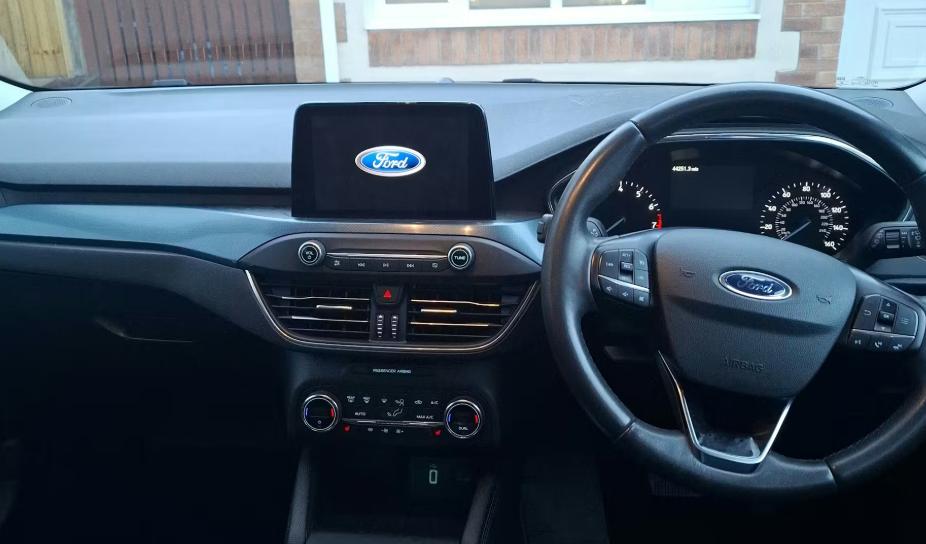 Used Ford Focus 2020 for sale - 77451024: Photo 3