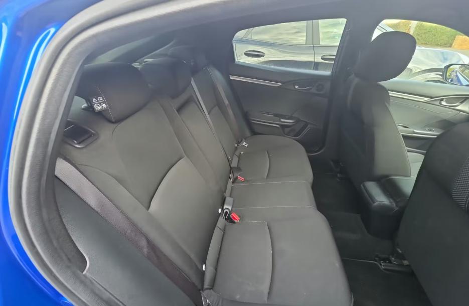 Used Honda Civic 2021 for sale - 77680064: Photo 4