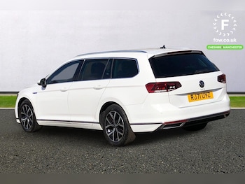 Used Volkswagen Passat 2021 for sale - 78909323: Photo