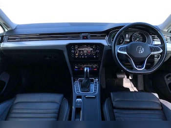 Used Volkswagen Passat 2021 for sale - 78909323: Photo