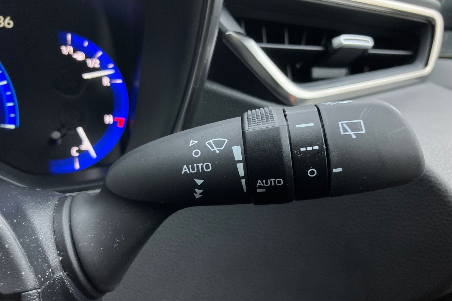 Used Suzuki Swace 2022 for sale - 76264101: Photo 15