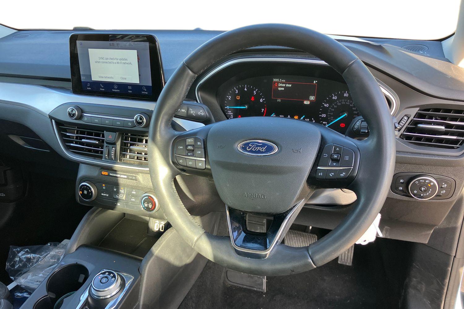 Used Ford Focus 2021 for sale - 76030530: Photo 3