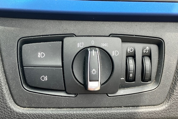 Used BMW 3 Series 2018 for sale - 74639905: Photo 18
