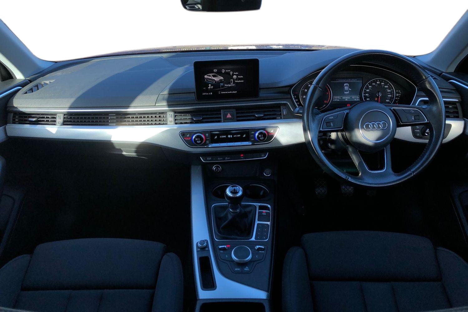 Used Audi A4 2017 for sale - 76435867: Photo 3