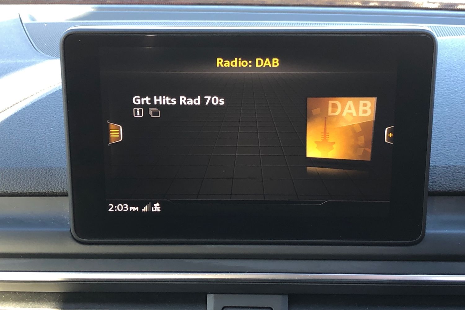 Used Audi A4 2017 for sale - 76435867: Photo 8