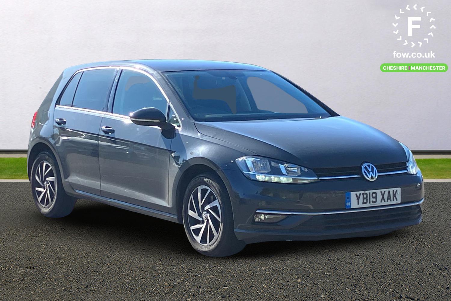Used Volkswagen Golf 2019 for sale - 76027154: Photo 1